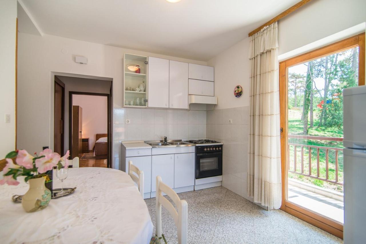 Apartments Pino Rabac Exterior photo